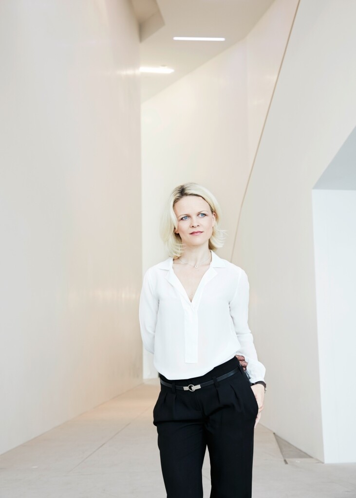 Iveta-Apkalna-Elbphilharmonie-c-Maxim-Schulz_2