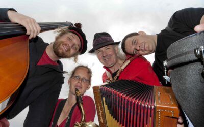 KLANGCLUB: UKW-BAND – WELTKLANG