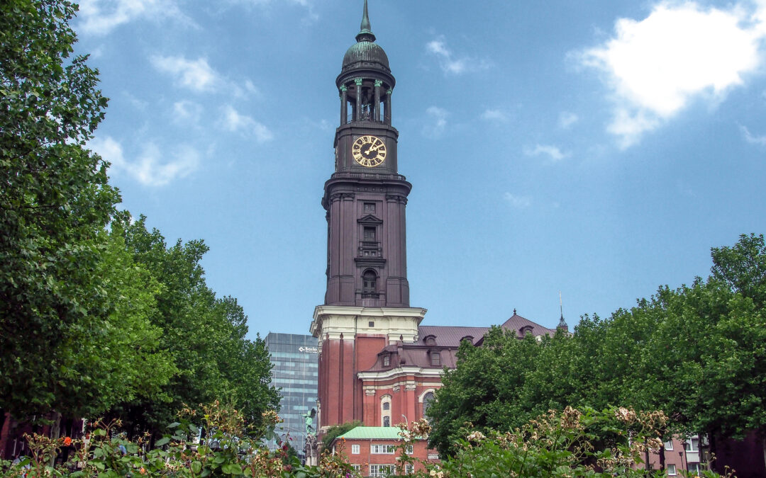 Gemeinsames „Singen für den Frieden“ in St. Michaelis