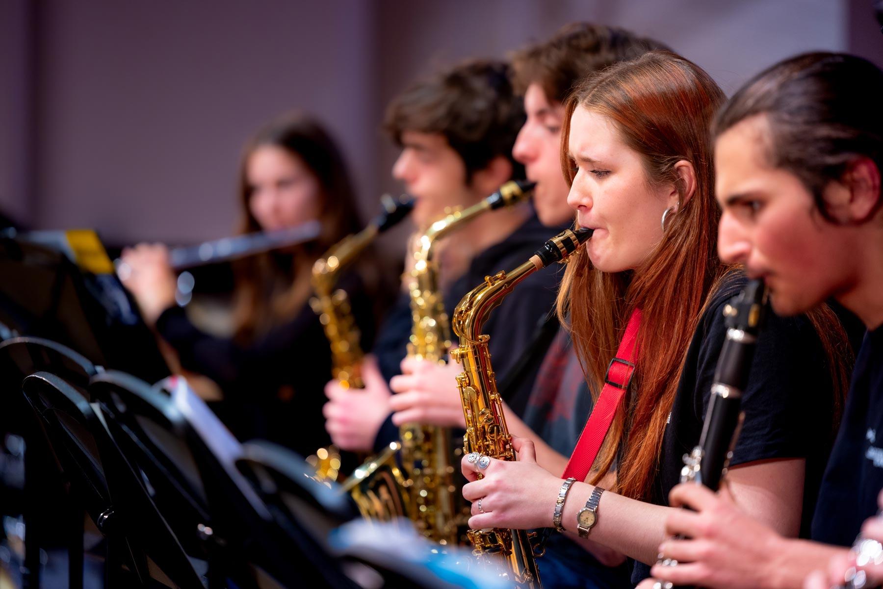 Bläser auf der Bühne von Jugend jazzt 2025